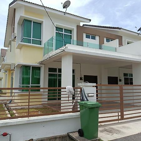 Inapan Masdar - Mumtaz Villa Canglun Luaran gambar